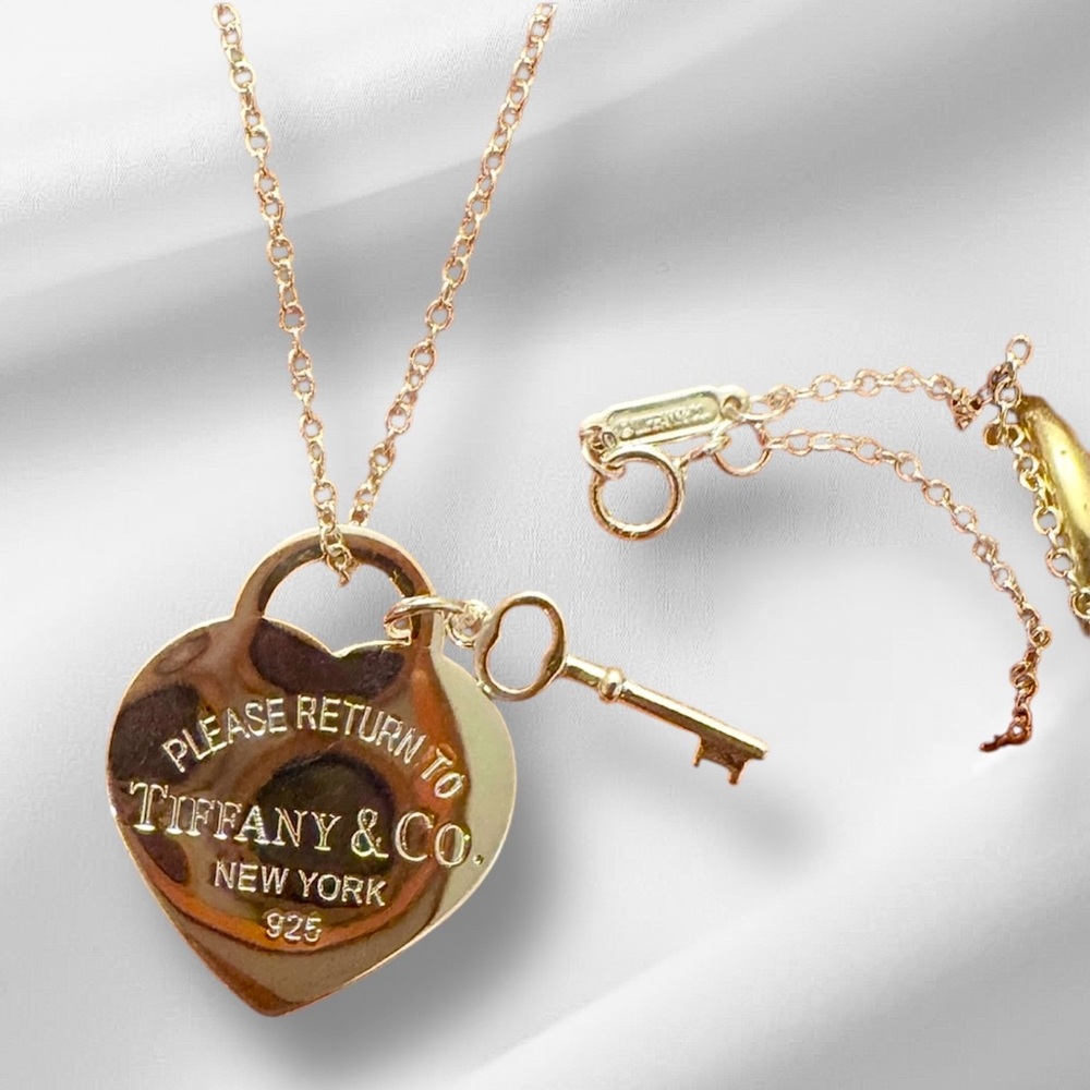 🌹 AU750 Tiffany & Co. Silver Heart pendant necklace~ Please Return to New York